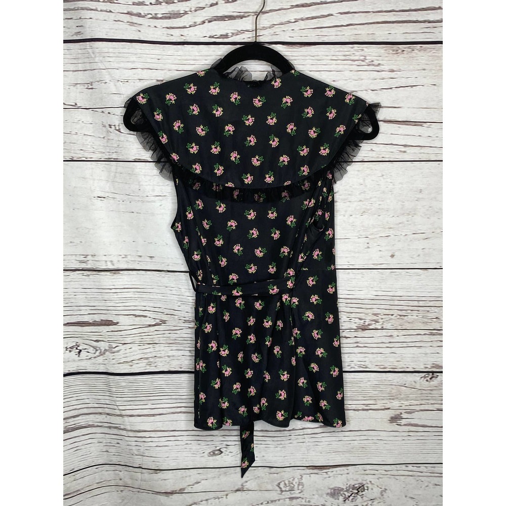 Betsey Johnson M Floral Black Wrap Top - Picture 8 of 9